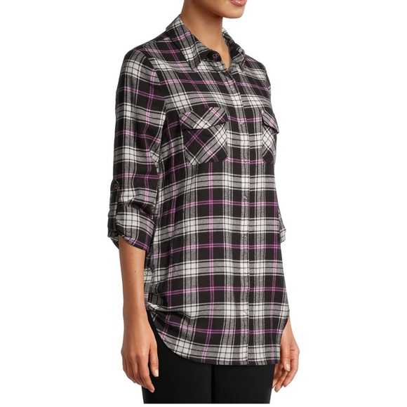 Juniors' Plaid Flannel Shirt - Picture 6 of 6